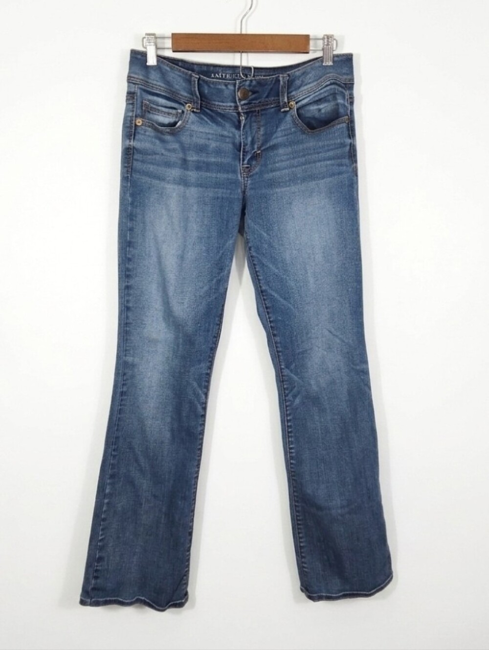AEO kickboot jeans